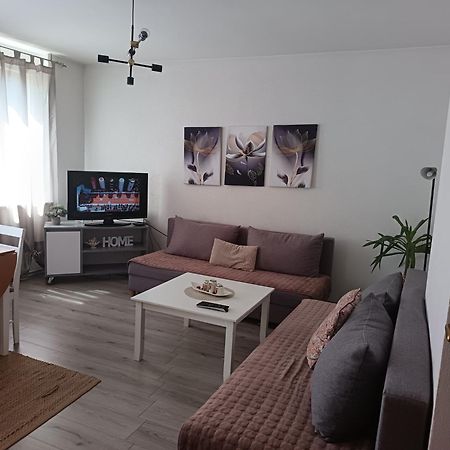 Apartmán Enjoy Traveling Tuzla Exteriér fotografie
