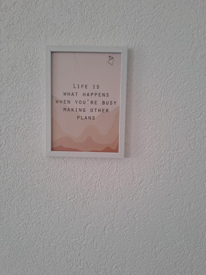 Apartmán Enjoy Traveling Tuzla Exteriér fotografie