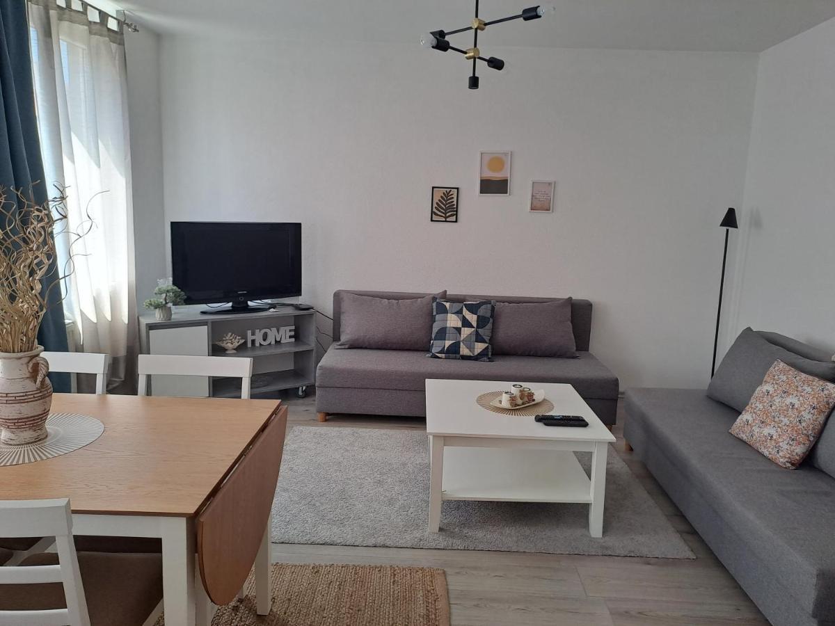Apartmán Enjoy Traveling Tuzla Exteriér fotografie
