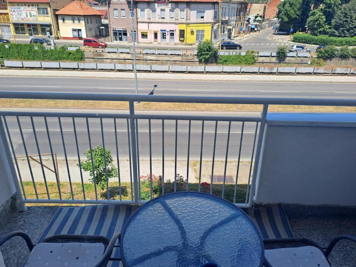 Apartmán Enjoy Traveling Tuzla Exteriér fotografie