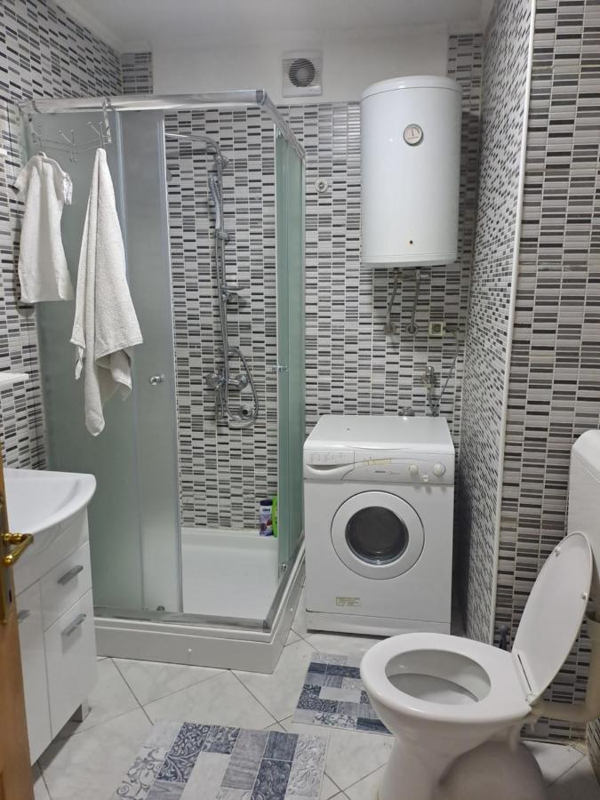 Apartmán Enjoy Traveling Tuzla Exteriér fotografie